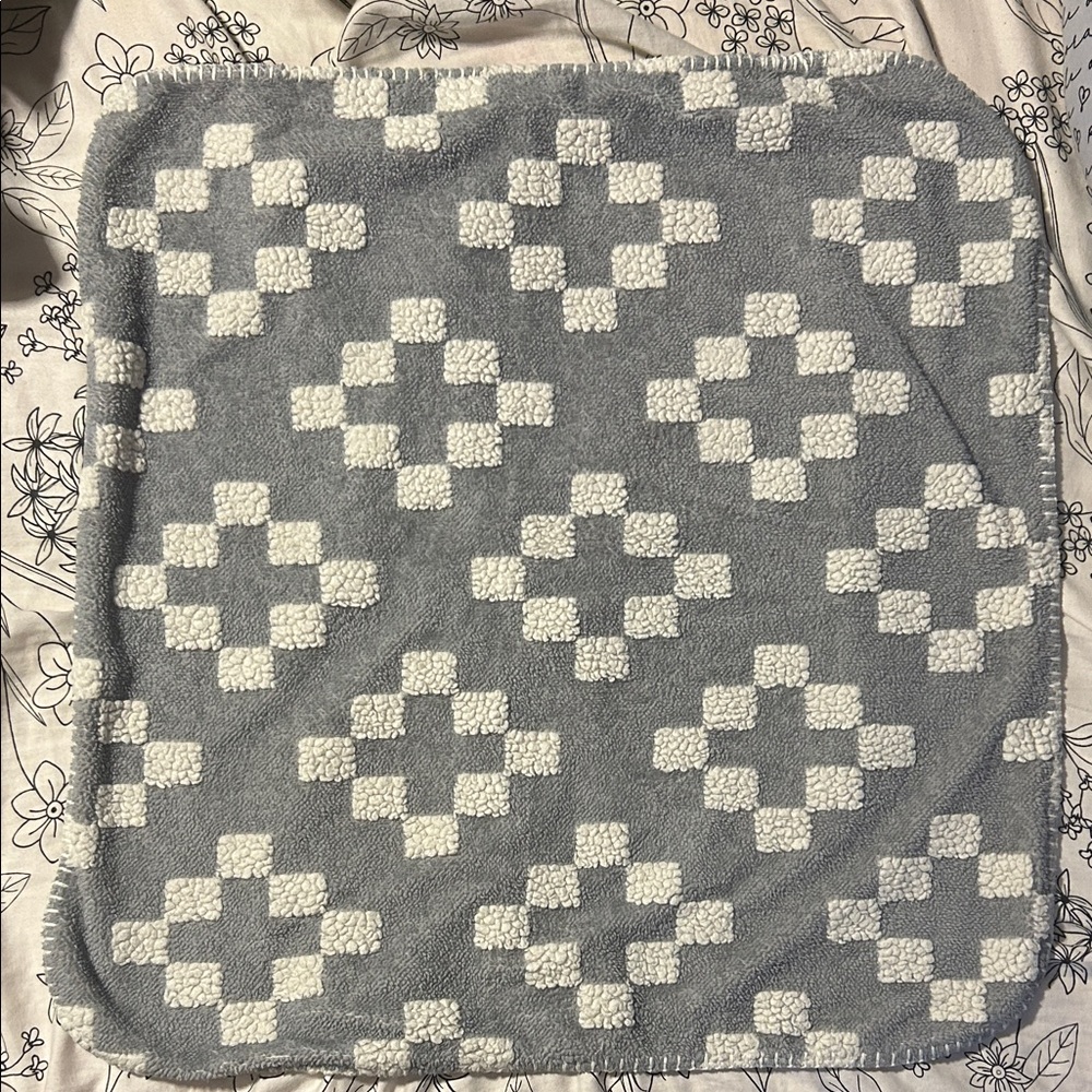 Cloud Island White and Gray Textured Blanket